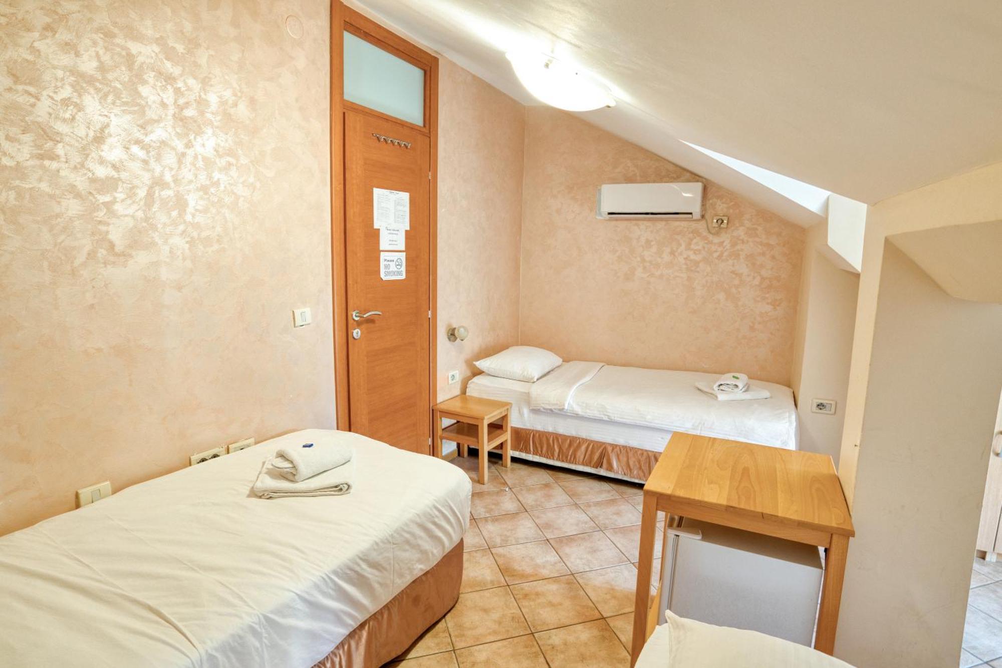 Hotel Rendez Vous Kotor Bagian luar foto