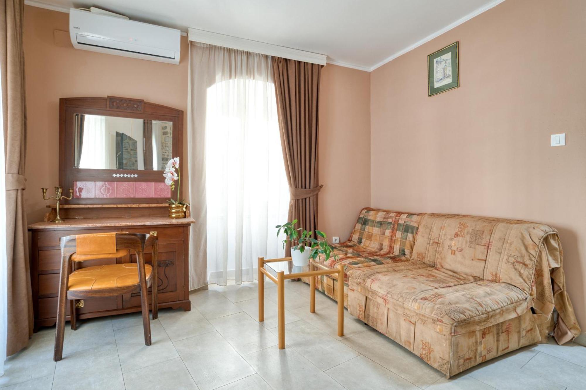 Hotel Rendez Vous Kotor Bagian luar foto
